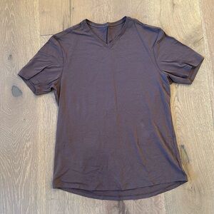 Lululemon V neck T Shirt